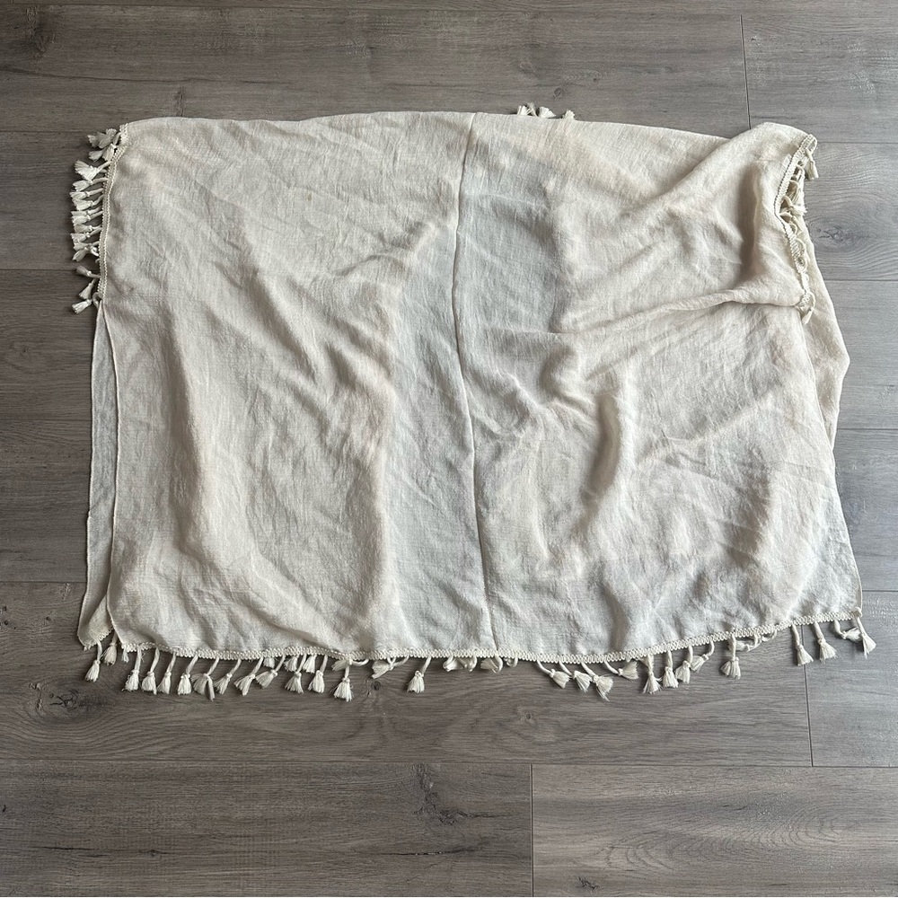 Evelyn K cream tasseled Kimono - one size fits all - Picture 4 of 5